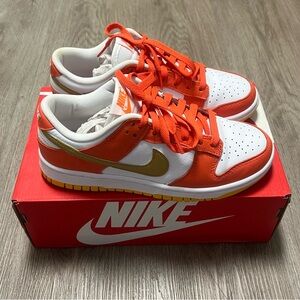 Nike Dunk Low (Women)